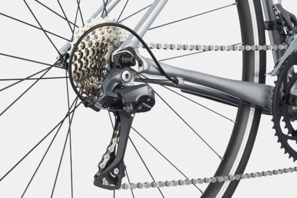 Cannondale CAAD Optimo 4 : Vélo route pour débutants – Image 6